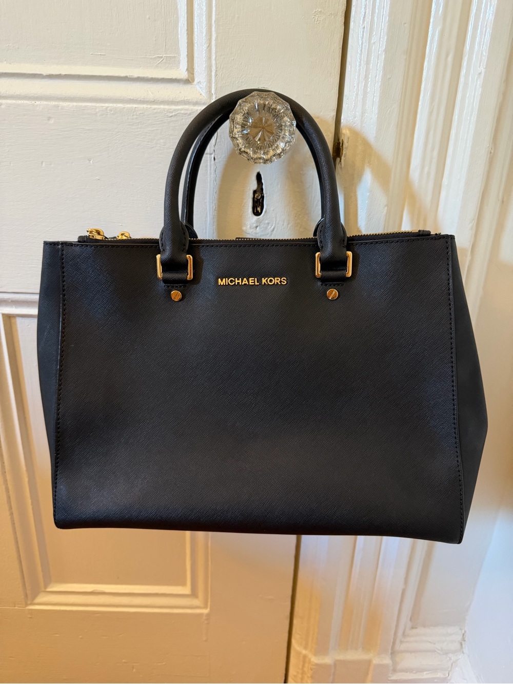 MICHAEL KORS Black Saffiano Leather Tote Satchel with Gold Hardware